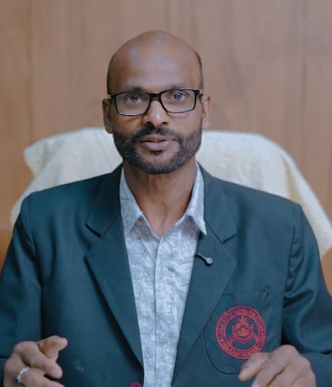 Principal Mr. Ravi V Deepak